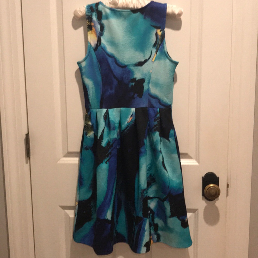 Apt 9 dress - Picture 3 of 6
